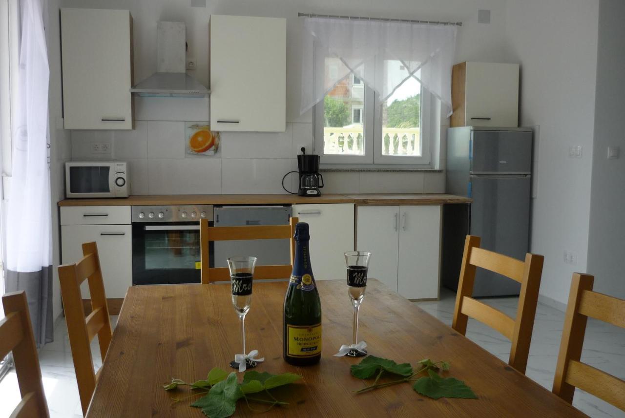 Apartment Seline 9 Nur 200 M Bis Zum Strand Екстериор снимка